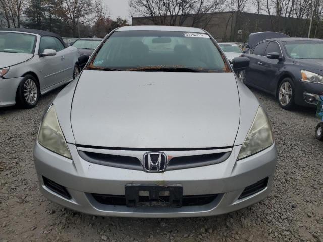 1HGCM56117A085855 - 2007 HONDA ACCORD VALUE GRAY photo 5