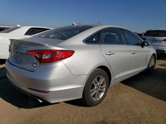 5NPE24AF8FH001080 - 2015 HYUNDAI SONATA SE SILVER photo 3