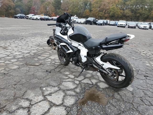 JKAEXEE14CDA04465 - 2012 KAWASAKI EX650 EC TWO TONE photo 3