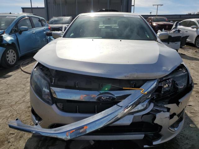 3FAHP0JA5CR314811 - 2012 FORD FUSION SEL SILVER photo 5