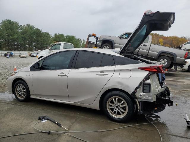 JTDKARFP6H3000884 - 2017 TOYOTA PRIUS PRIM 银色 照片 2