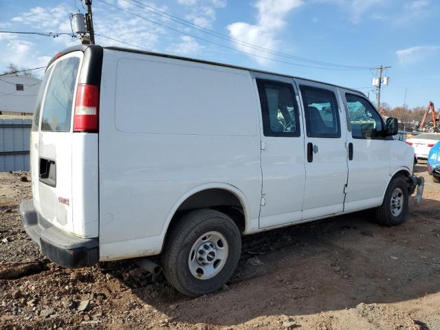 1GTGG25C081110903 - 2008 GMC SAVANA G2500 WHITE photo 3