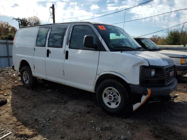 1GTGG25C081110903 - 2008 GMC SAVANA G2500 WHITE photo 4