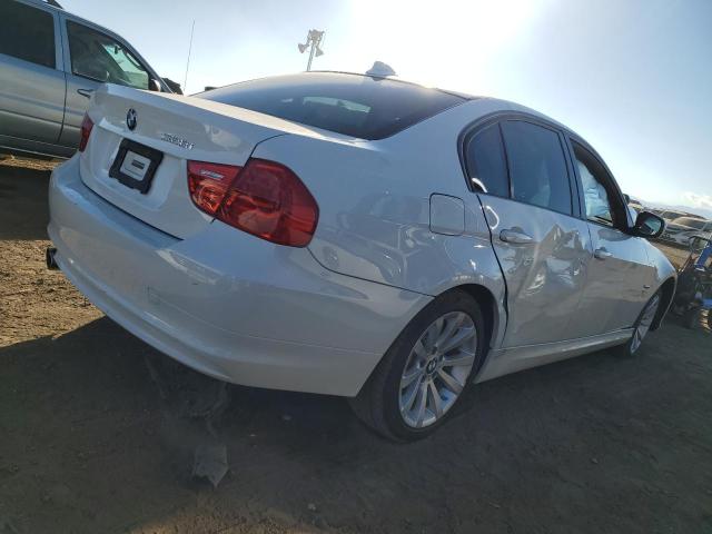 WBAPK7C51BA972841 - 2011 BMW 328 XI WHITE photo 3