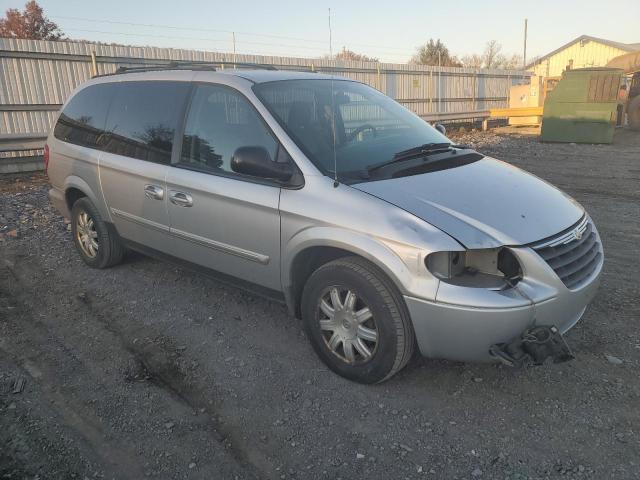 2A4GP54L86R660470 - 2006 CHRYSLER TOWN & COU TOURING 银色 照片 4