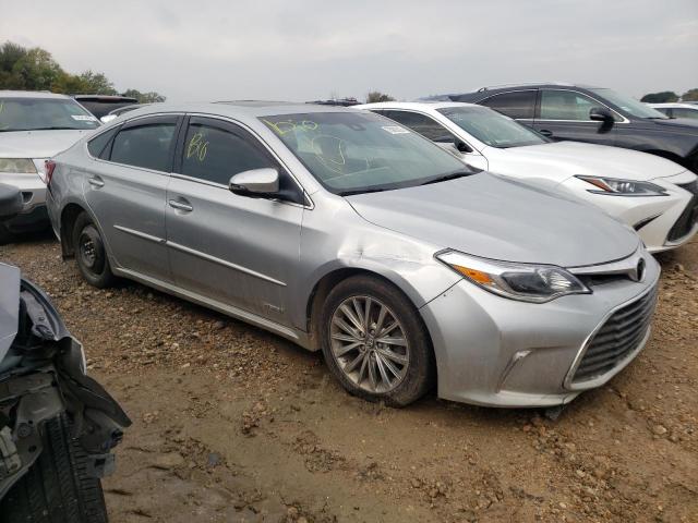 4T1BD1EB9JU061141 - 2018 TOYOTA AVALON HYBRID SILVER photo 4