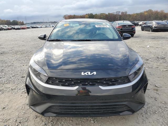 3KPF24AD9PE606878 - 2023 KIA FORTE LX BLACK photo 5