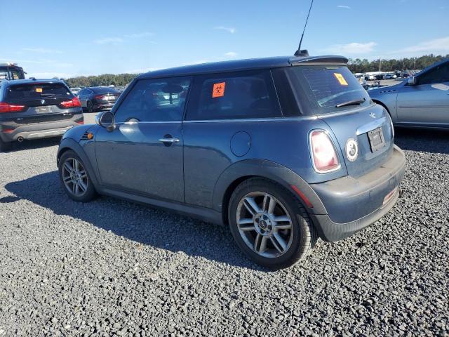 WMWSU3C57BT251179 - 2011 MINI COOPER BLUE photo 2