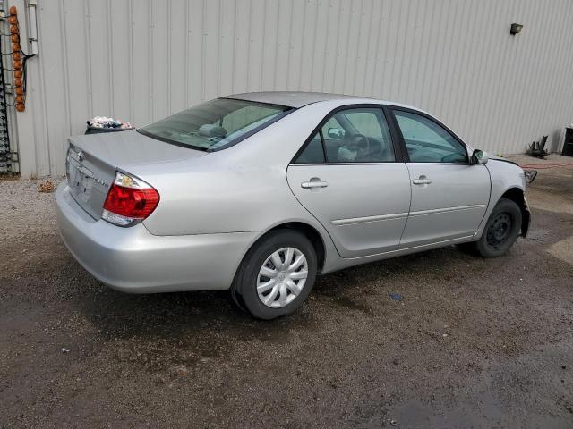 4T1BE32K36U161207 - 2006 TOYOTA CAMRY LE SILVER photo 3