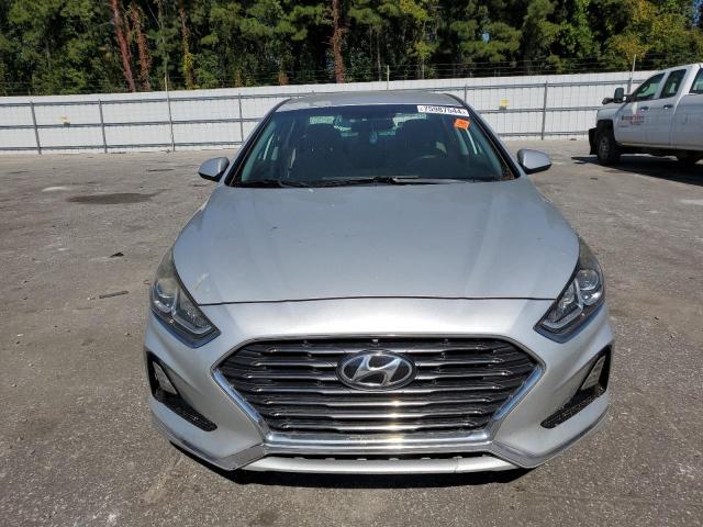 5NPE24AF3JH671080 - 2018 HYUNDAI SONATA SE SILVER photo 5