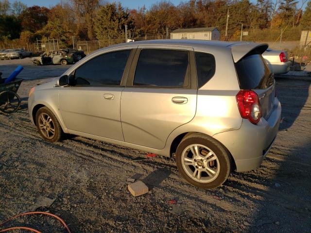 KL1TG66E79B349261 - 2009 CHEVROLET AVEO LT SILVER photo 2