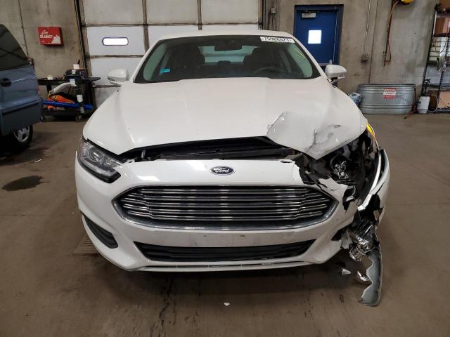 1FA6P0H71G5134428 - 2016 FORD FUSION SE WHITE photo 5