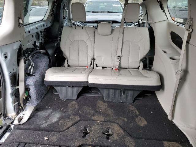 2C4RC1BGXKR549860 - 2019 CHRYSLER PACIFICA TOURING L WHITE photo 10
