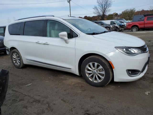 2C4RC1BGXKR549860 - 2019 CHRYSLER PACIFICA TOURING L WHITE photo 4