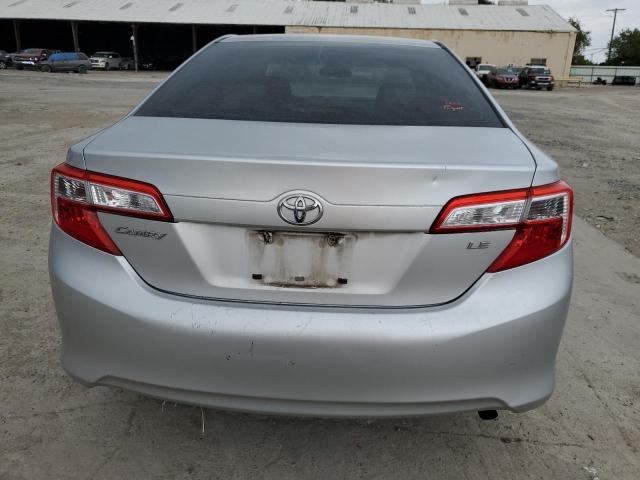 4T1BF1FKXDU640409 - 2013 TOYOTA CAMRY L SILVER photo 6