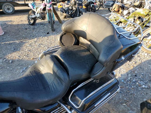 1HD1FCW136Y606597 - 2006 HARLEY-DAVIDSON FLHTCUI 黑色 照片 6