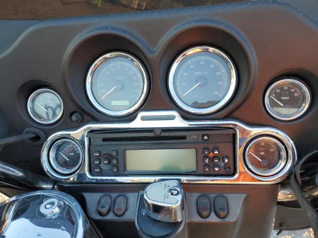 1HD1FCW136Y606597 - 2006 HARLEY-DAVIDSON FLHTCUI 黑色 照片 8