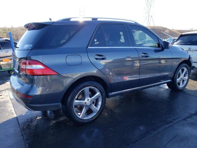 4JGDA5HB9CA056577 - 2012 MERCEDES-BENZ ML 350 4MATIC GRAY photo 3