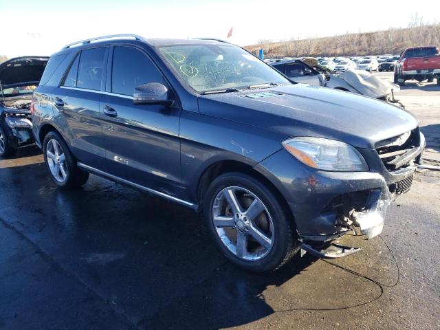4JGDA5HB9CA056577 - 2012 MERCEDES-BENZ ML 350 4MATIC GRAY photo 4