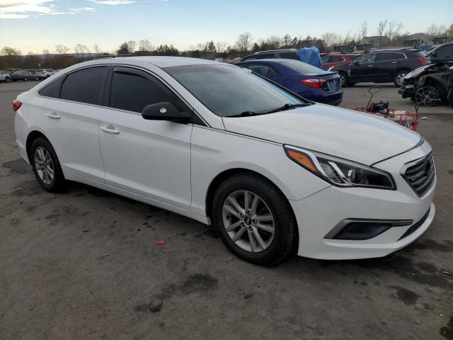 5NPE24AF2GH287817 - 2016 HYUNDAI SONATA SE WHITE photo 4