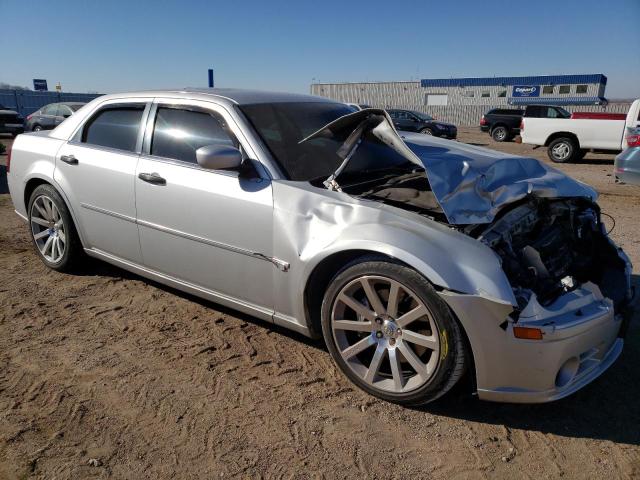 2C3LA73W16H397567 - 2006 CHRYSLER 300C SRT-8 SILVER photo 4