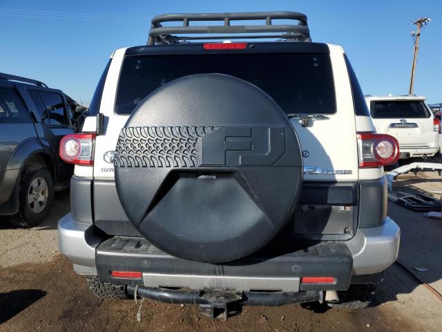 JTEBU4BF4EK180063 - 2014 TOYOTA FJ CRUISER WHITE photo 6