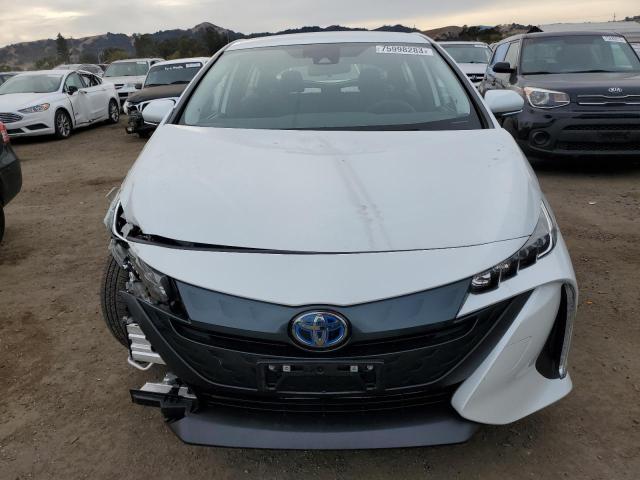 JTDKAMFP7M3180258 - 2021 TOYOTA PRIUS PRIM LE WHITE photo 5