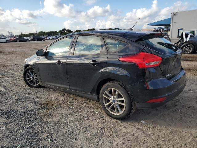 1FADP3K2XHL312470 - 2017 FORD FOCUS SE BLACK photo 2