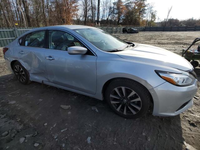 1N4AL3APXJC208692 - 2018 NISSAN ALTIMA 2.5 SILVER photo 4