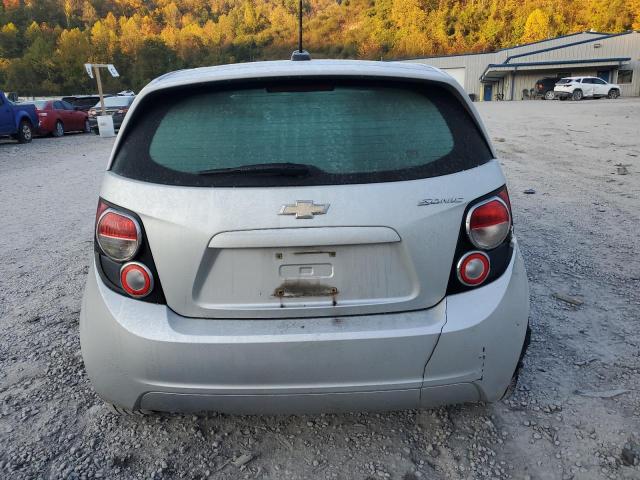 1G1JA6SH9G4157335 - 2016 CHEVROLET SONIC LS 银色 照片 6