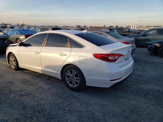 5NPE24AF8FH172184 - 2015 HYUNDAI SONATA SE WHITE photo 2