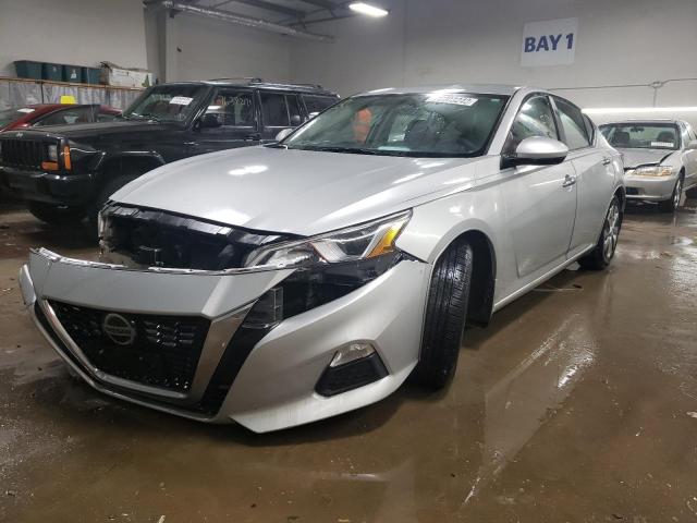 1N4BL4BV8KC159369 - 2019 NISSAN ALTIMA S SILVER photo 1