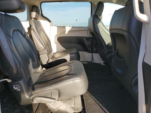 2C4RC1BG3KR554527 - 2019 CHRYSLER PACIFICA TOURING L WHITE photo 11