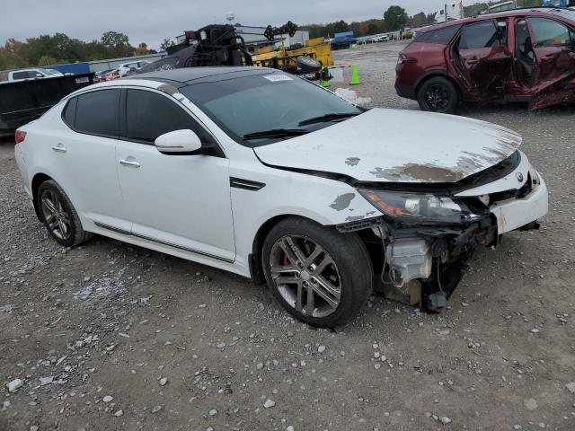 5XXGR4A64DG094760 - 2013 KIA OPTIMA SX WHITE photo 4