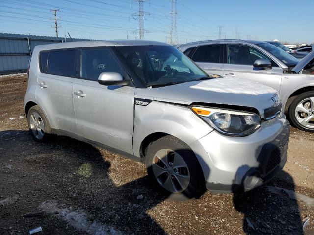 KNDJN2A23F7813835 - 2015 KIA SOUL SILVER photo 4