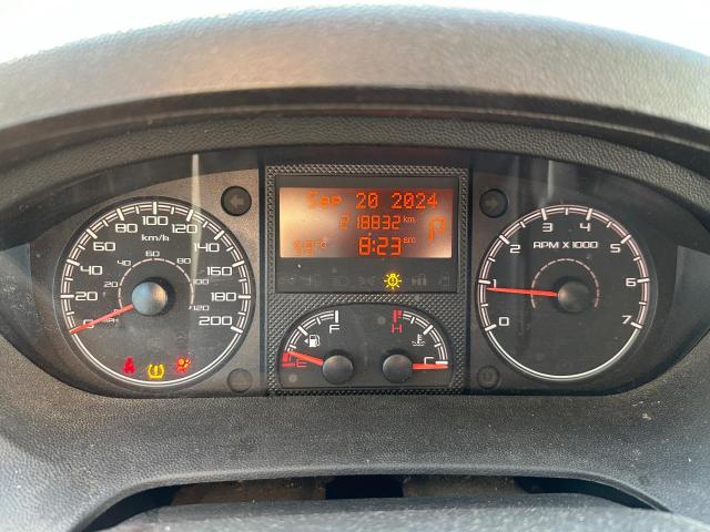 3C6TRVCG6HE537734 - 2017 RAM PROMASTER 2500 HIGH WHITE photo 8