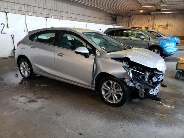 3G1BE6SM0KS603564 - 2019 CHEVROLET CRUZE LT SILVER photo 4