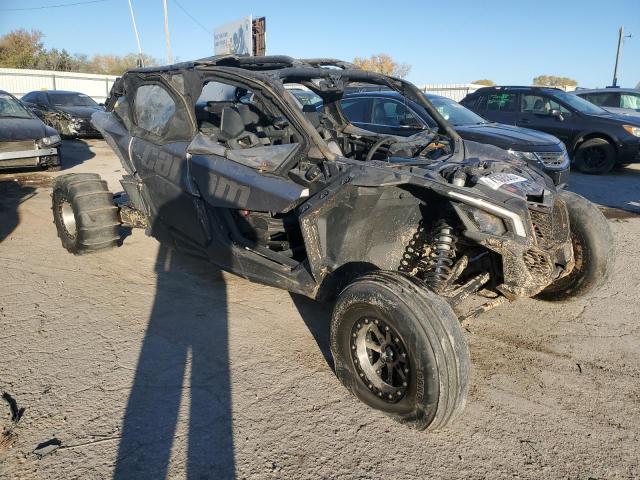 3JBVNAW41JK000626 - 2018 CAN-AM MAVERICK X RS TURBO R GRAY photo 1