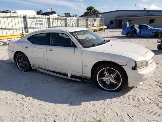 2B3KA43GX8H267287 - 2008 DODGE CHARGER WHITE photo 4