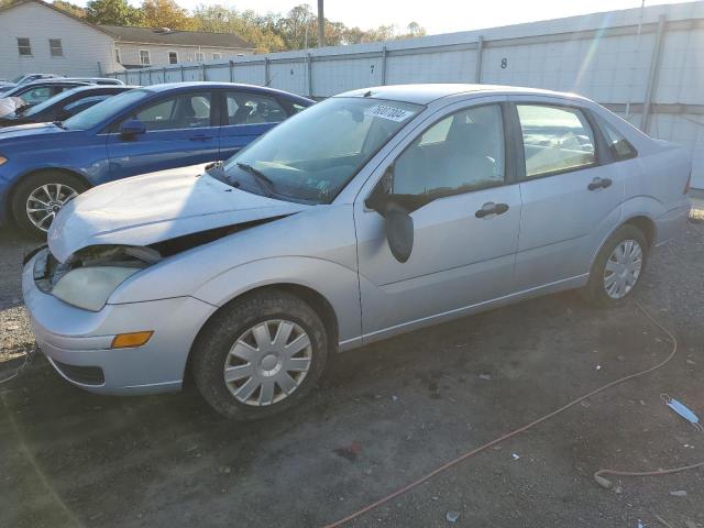 2005 FORD FOCUS ZX4, 