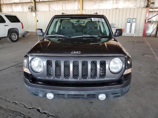 1C4NJRFB1ED824881 - 2014 JEEP PATRIOT LATITUDE GRAY photo 5