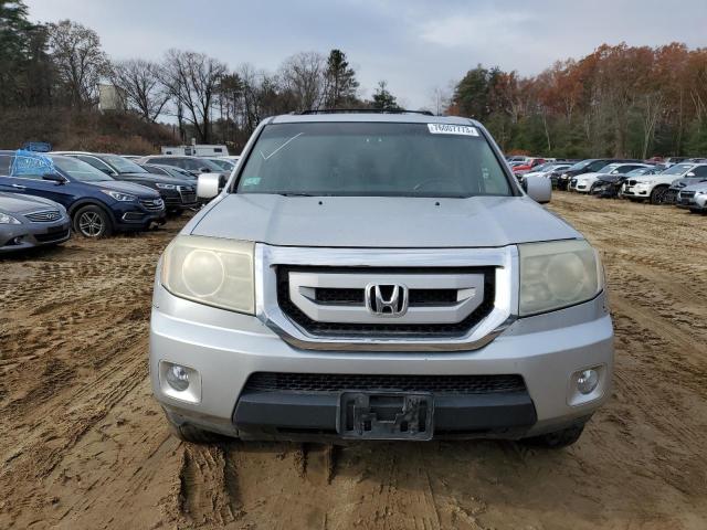 5FNYF4H54AB034907 - 2010 HONDA PILOT EXL SILVER photo 5