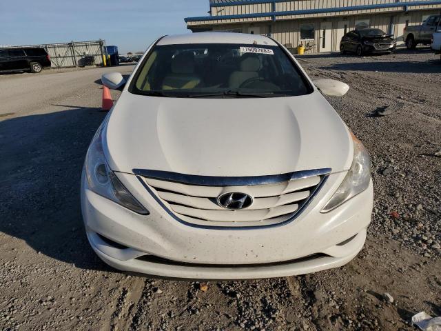 5NPEB4AC0CH386085 - 2012 HYUNDAI SONATA GLS WHITE photo 5