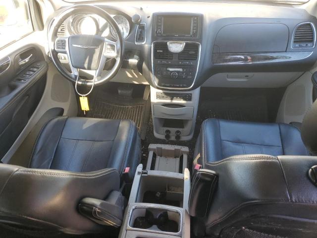 2C4RC1CG0CR143988 - 2012 CHRYSLER TOWN & COU TOURING L WHITE photo 8