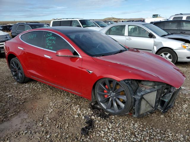 5YJSA1E46HF229142 - 2017 TESLA MODEL S RED photo 4