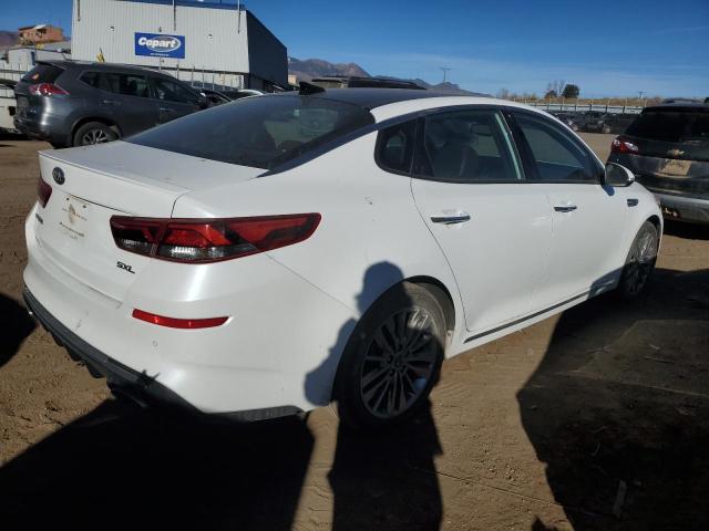 5XXGV4L21KG351795 - 2019 KIA OPTIMA SXL WHITE photo 3