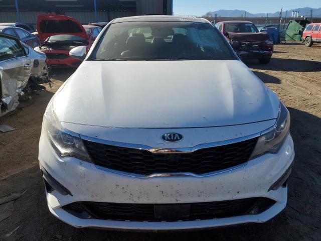 5XXGV4L21KG351795 - 2019 KIA OPTIMA SXL WHITE photo 5