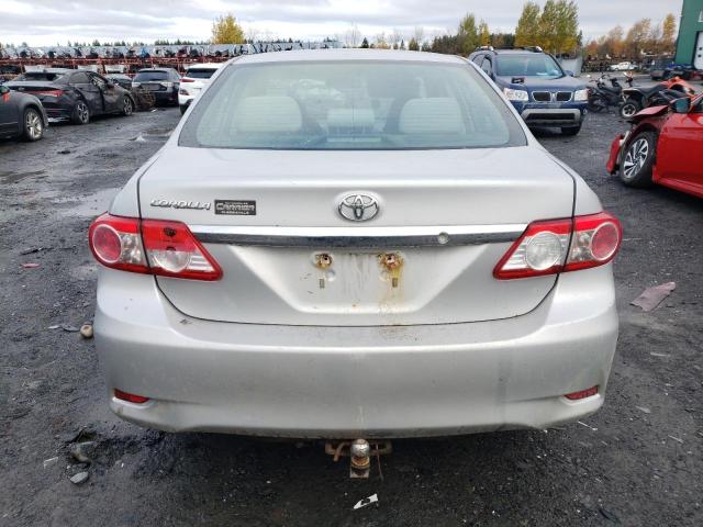 2T1BU4EEXDC938883 - 2013 TOYOTA COROLLA BASE SILVER photo 6