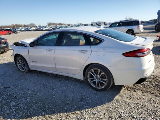 3FA6P0RU9KR183905 - 2019 FORD FUSION TITANIUM WHITE photo 2