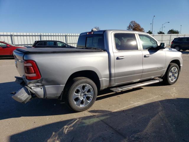 1C6SRFFTXKN500957 - 2019 RAM 1500 BIG HORN/LONE STAR SILVER photo 3